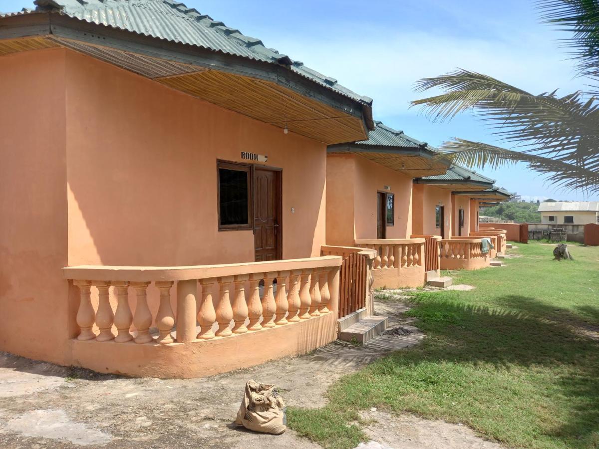 Biriwa Comfort Beach Resort מראה חיצוני תמונה