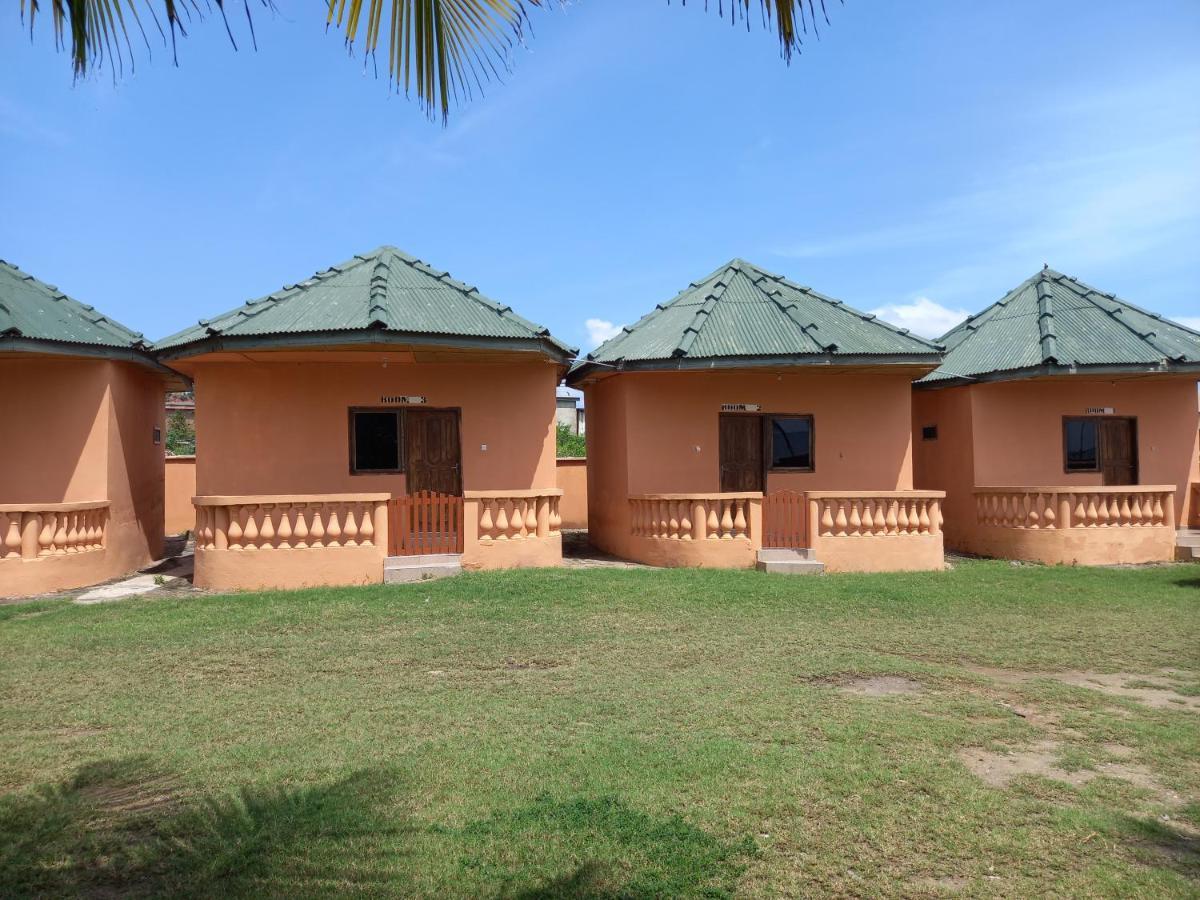 Biriwa Comfort Beach Resort מראה חיצוני תמונה